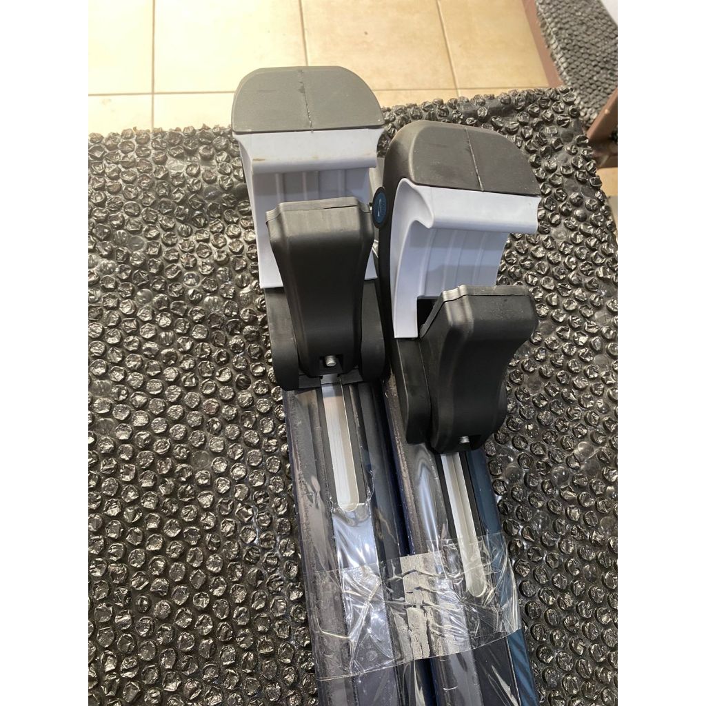Crossbar Jepit Roof Rail Oval Bar Roof Rack Jepit Roof Rail Oval Bar Cross Bar Roof Bar