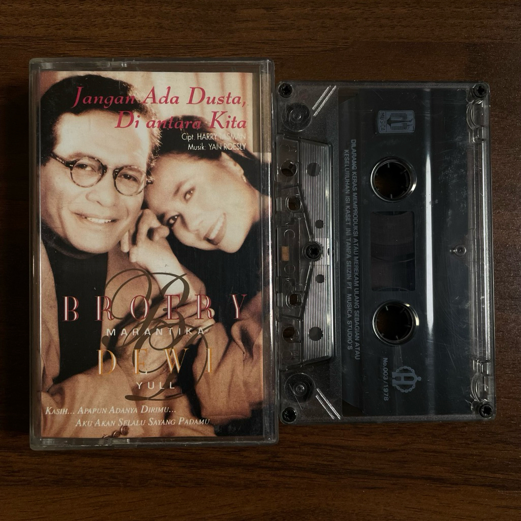 Kaset pita - Broery Marantika dan Dewi Yull - Jangan Ada Dusta diantara Kita