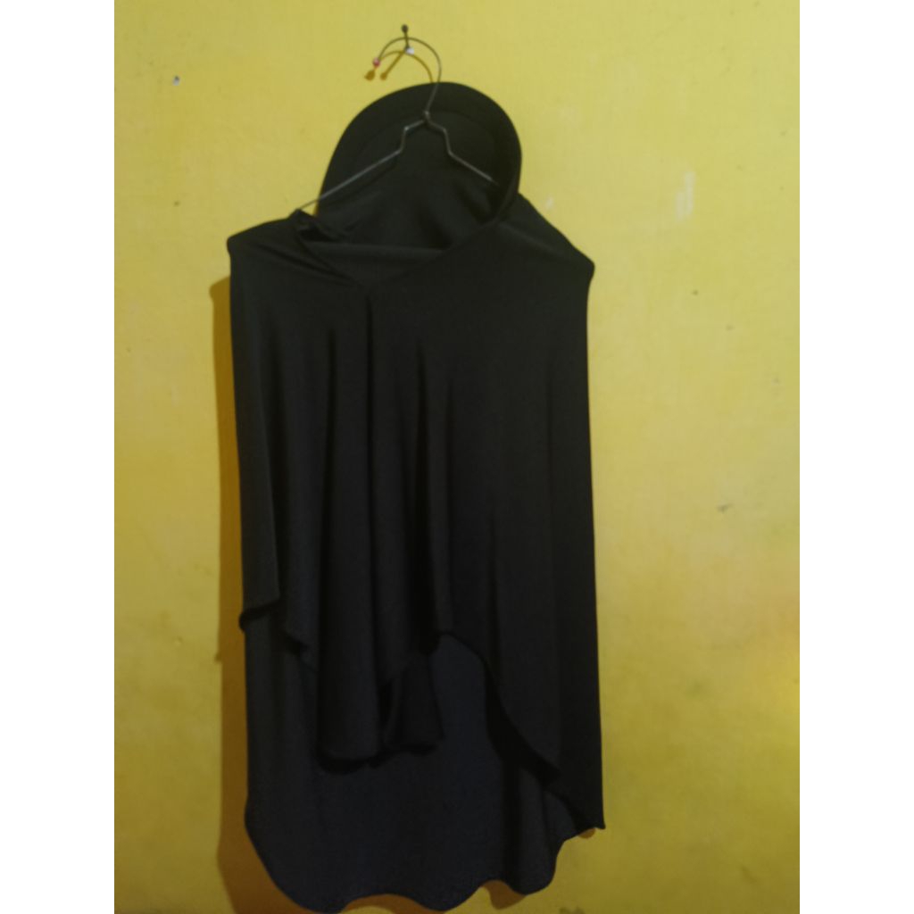 preloved jilbab olahraga topi