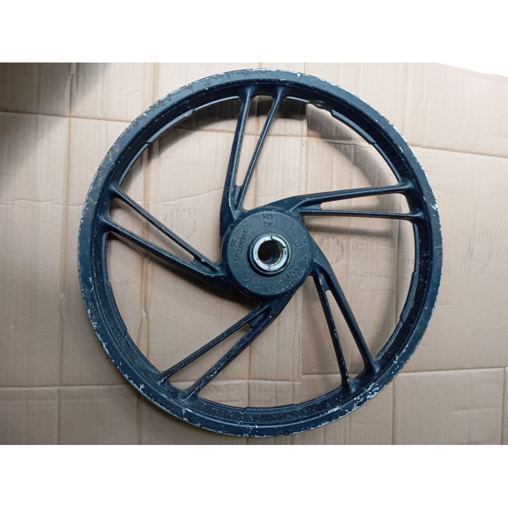 pelek depan Honda Blade lama pnp revo apsolut second original asli copotan motor