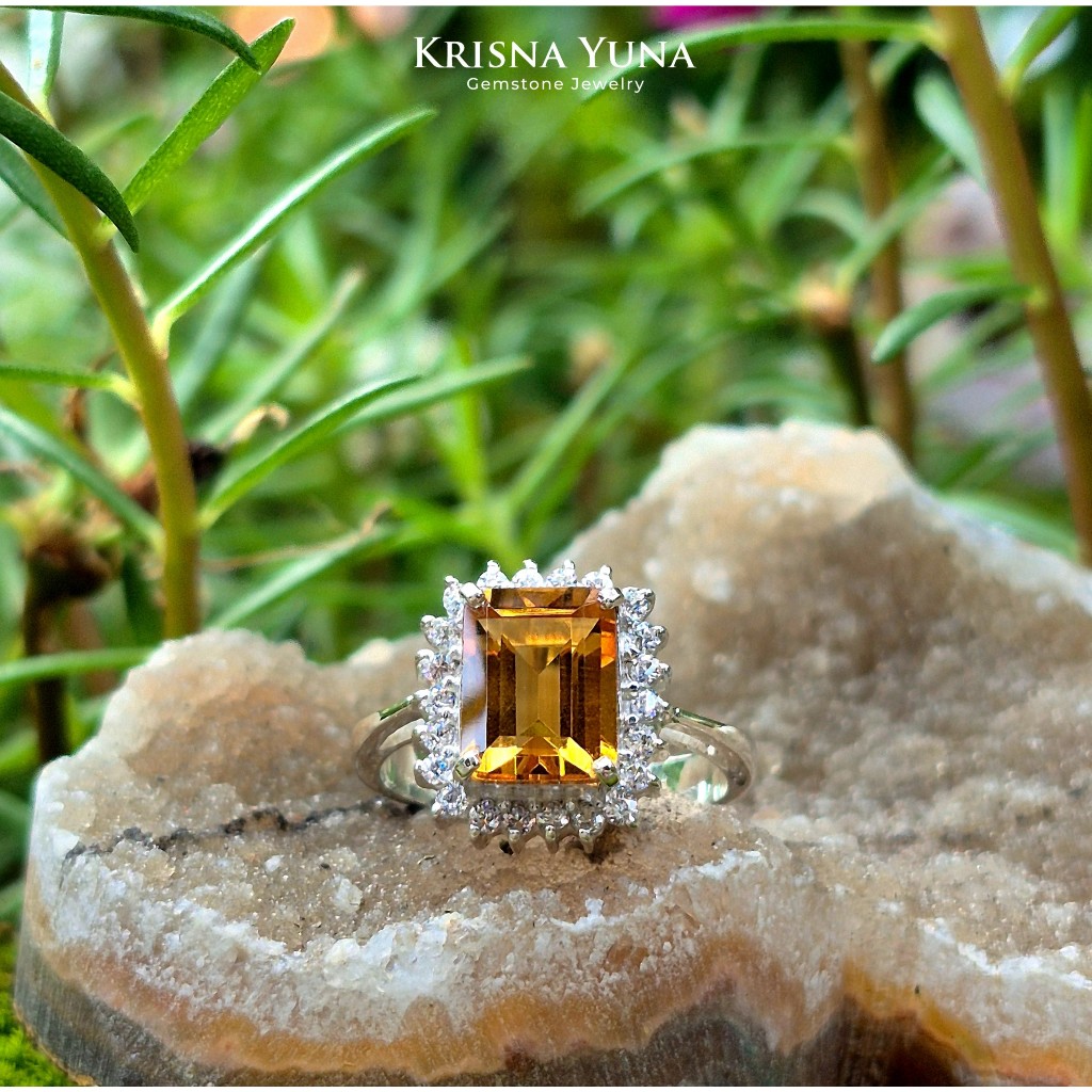 Natural Golden Citrine Ring