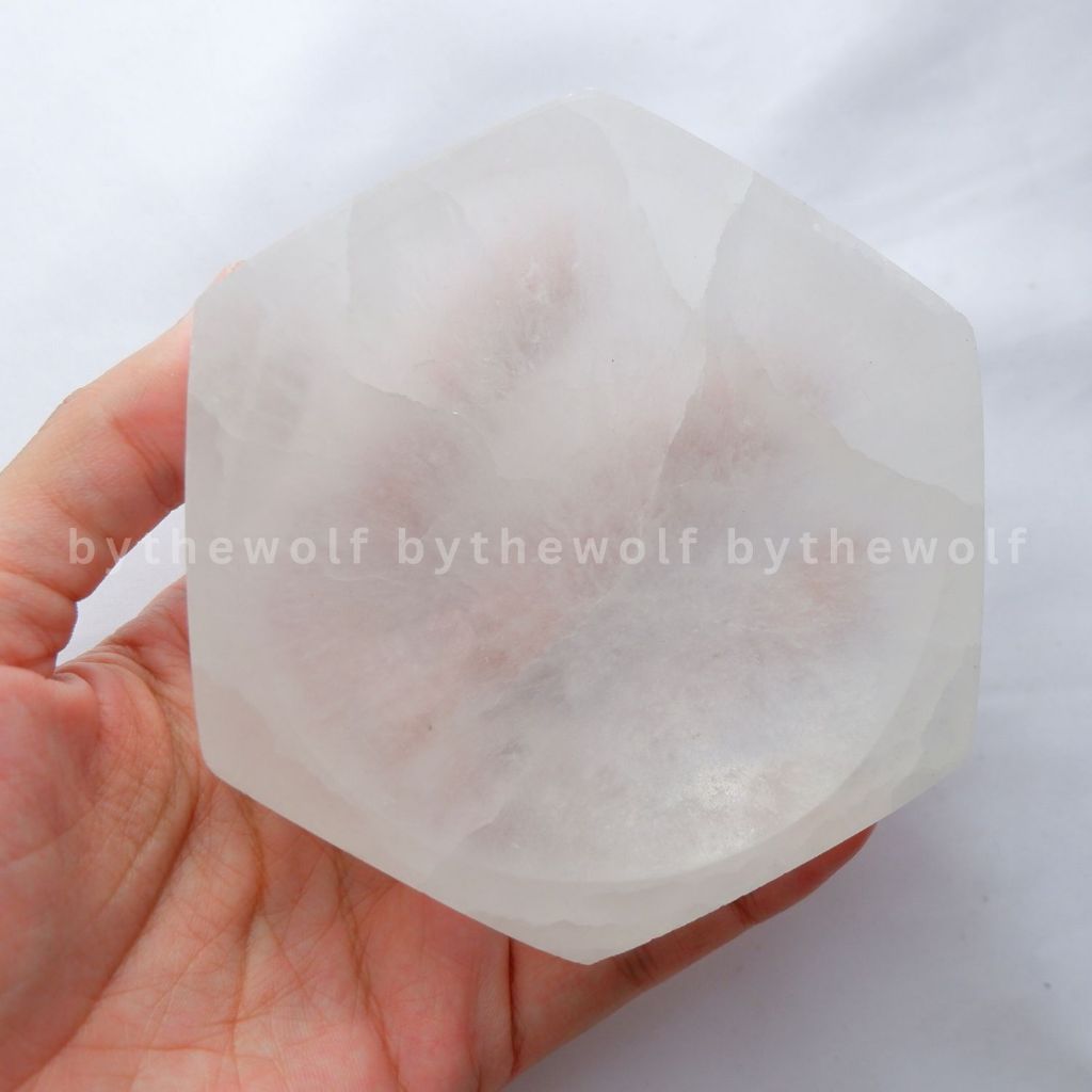 Tarotbythewolf - Selenite Bowl Hexagonal