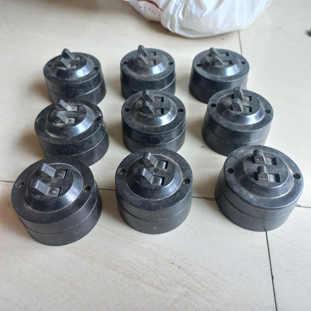 Saklar Listrik Dobel Jadul Antik