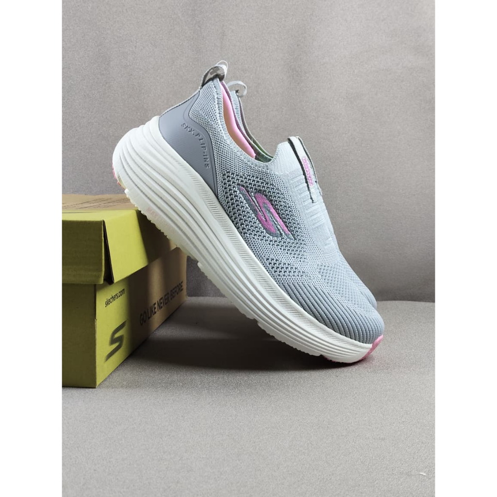 Sepatu SKX Plip Wanita – Desain Chunky Trendy dan Nyaman untuk Aktivitas Sehari-hari Ukuran 36-40