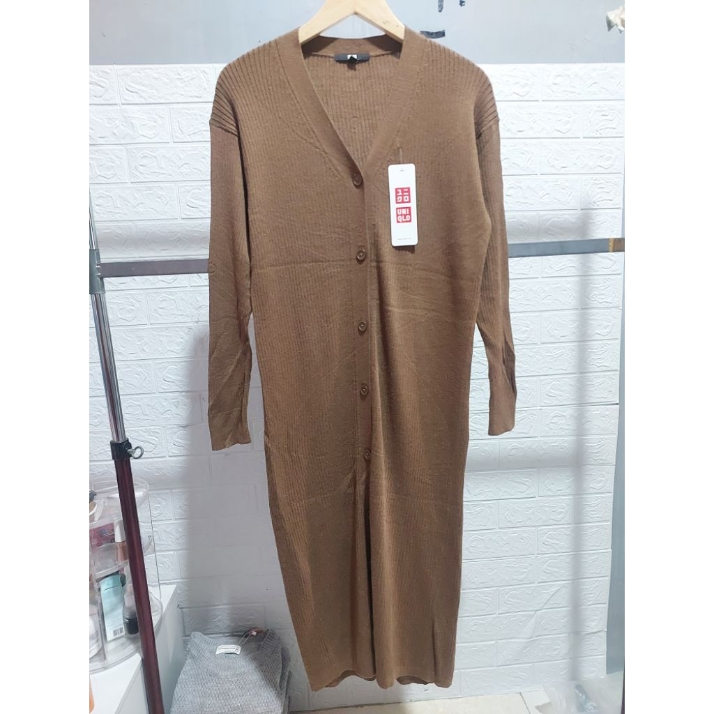 UNIQLO DRESS RAJUT LIDI FULL KANCING COKLAT CARAMEL