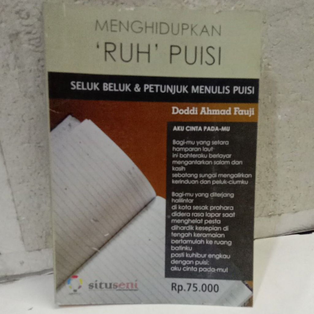 Buku bekas; Menghidupkan RUH PUISI