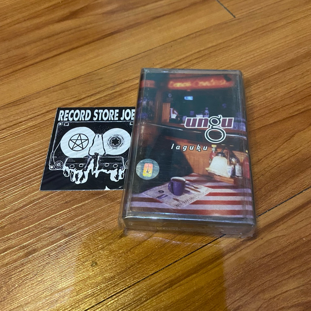 kaset ungu - laguku ( album pertama )