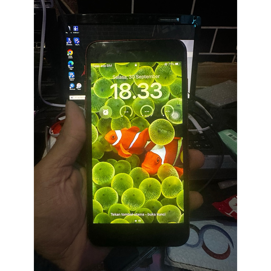 iphone 8 plus 64GB inter wifi only