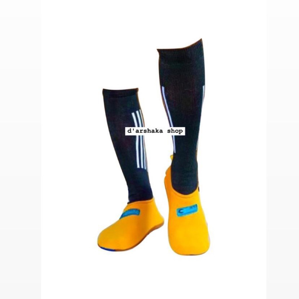 sepatu sawah anti keong / kaos kaki sawah