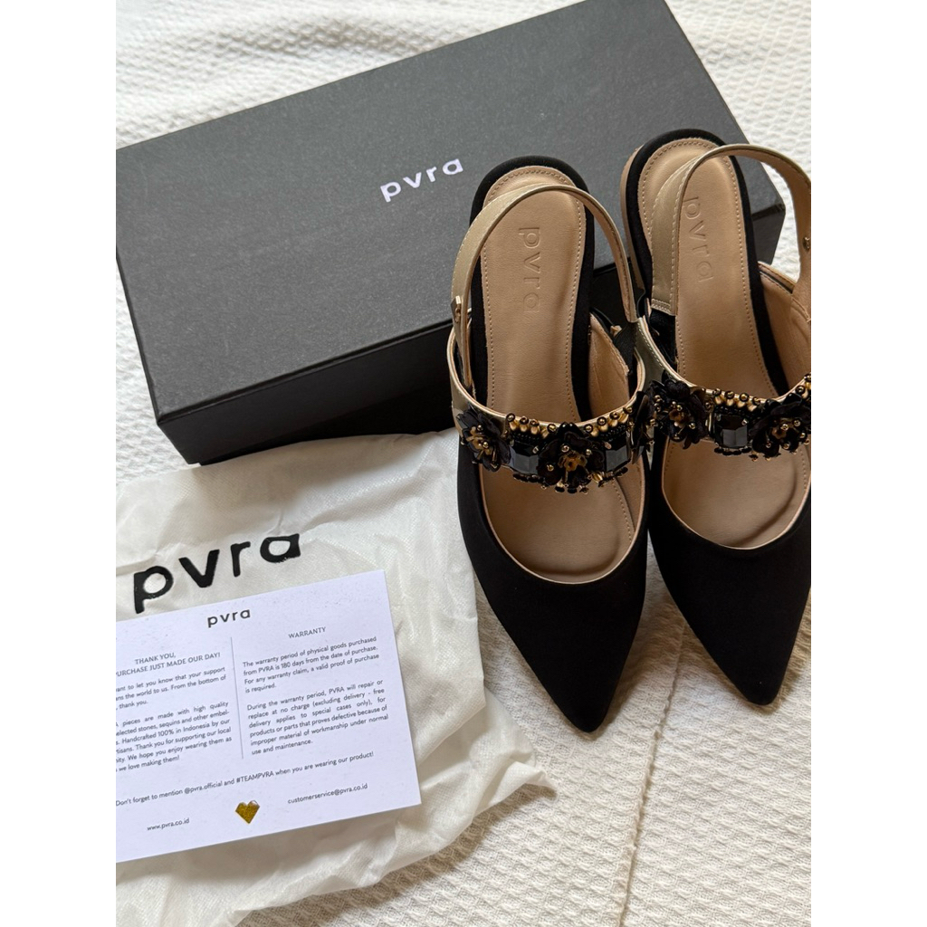 PVRA Bella Black Gold Size 38