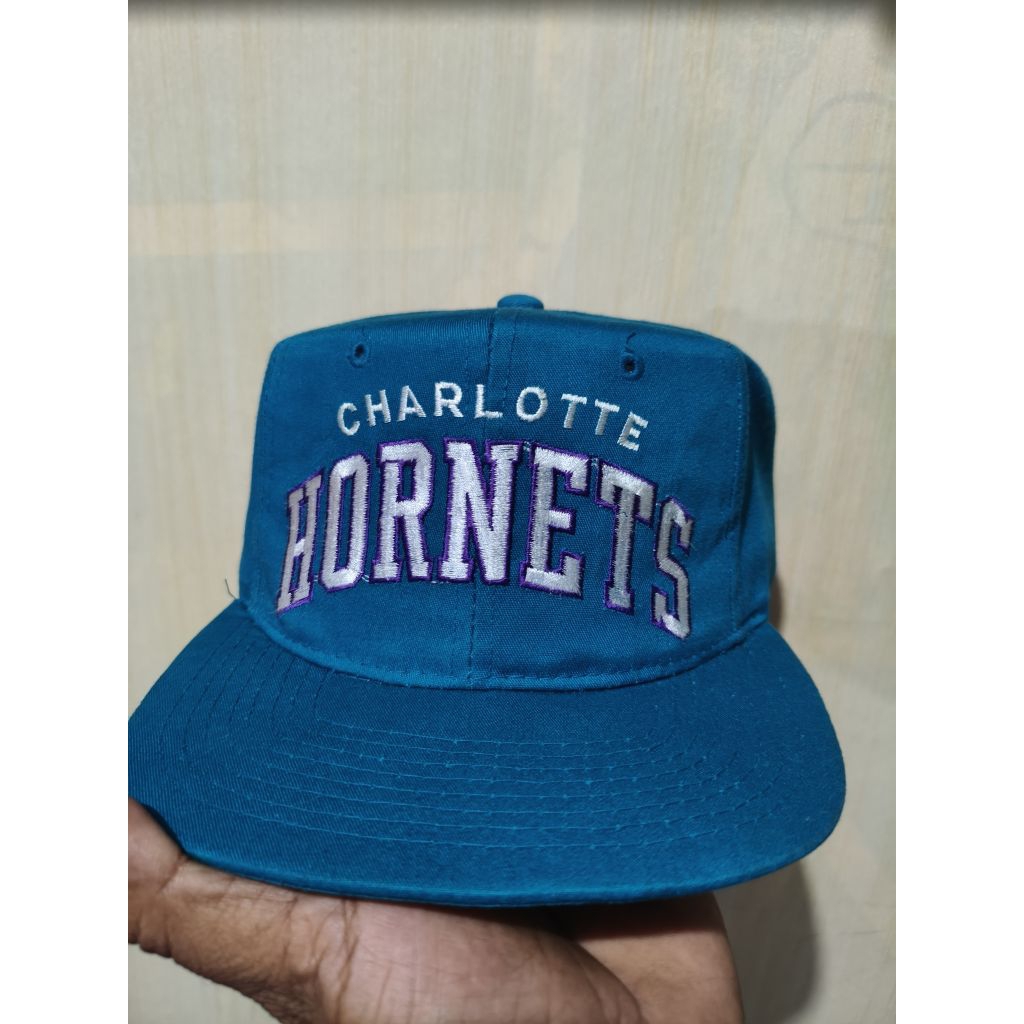 Topi Vintage Starter X Charlotte Hornets