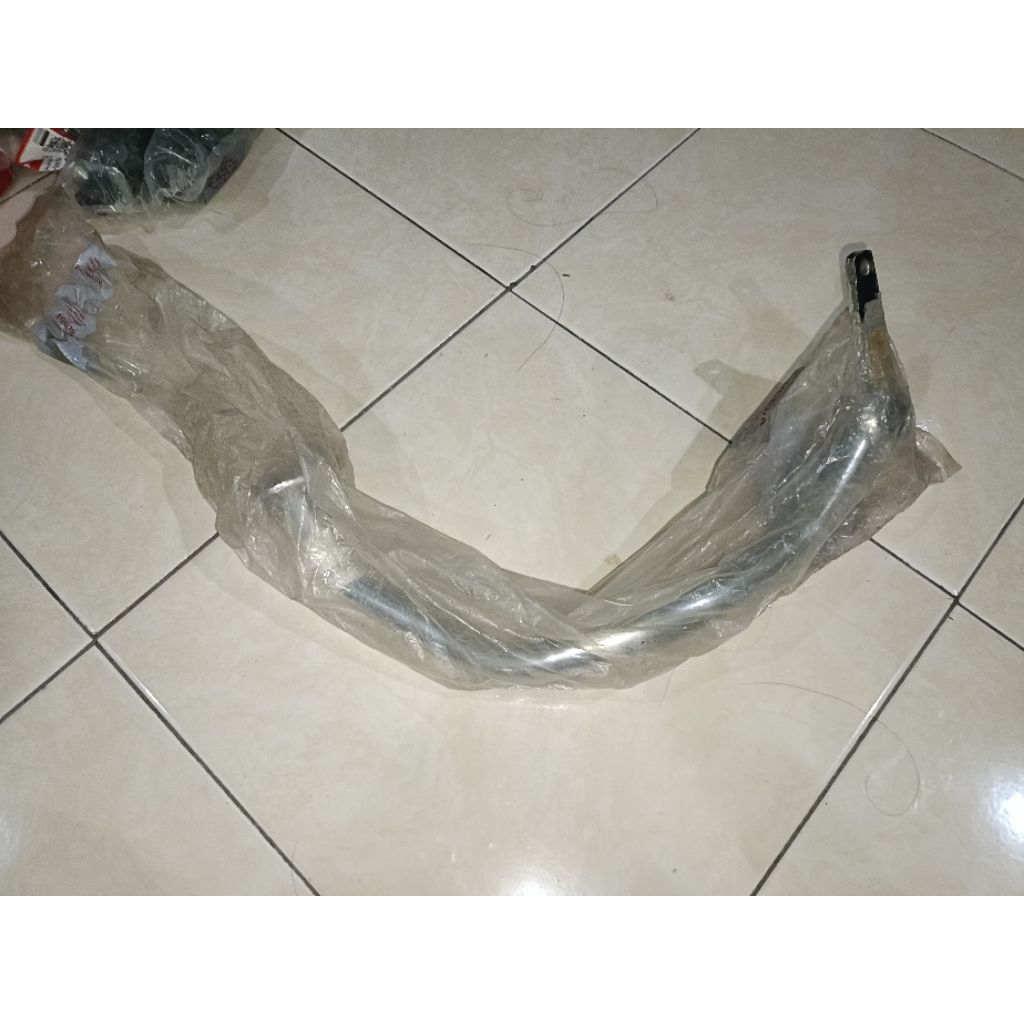pedal rem belakang Astrea legenda original ahm
