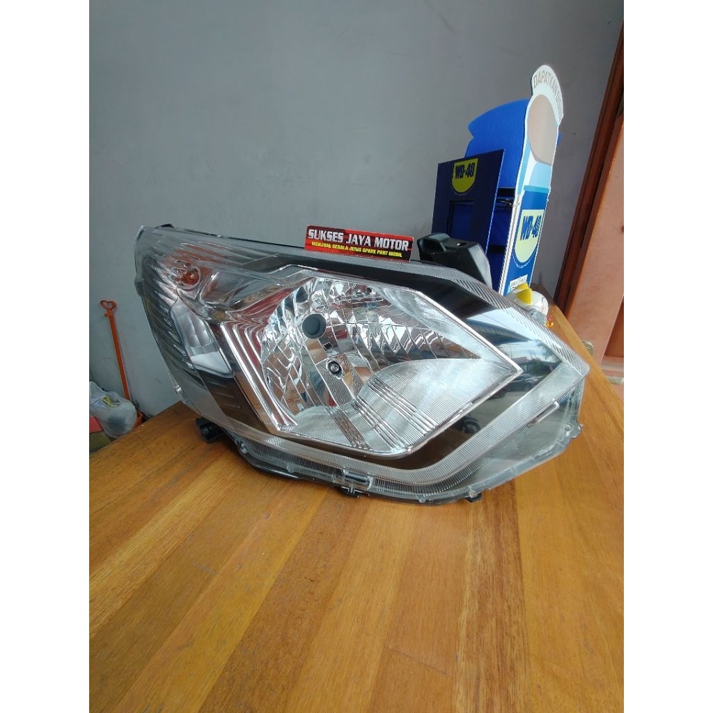 lampu depan sigra calya head lamp sigra calya lampu utama sigra calya