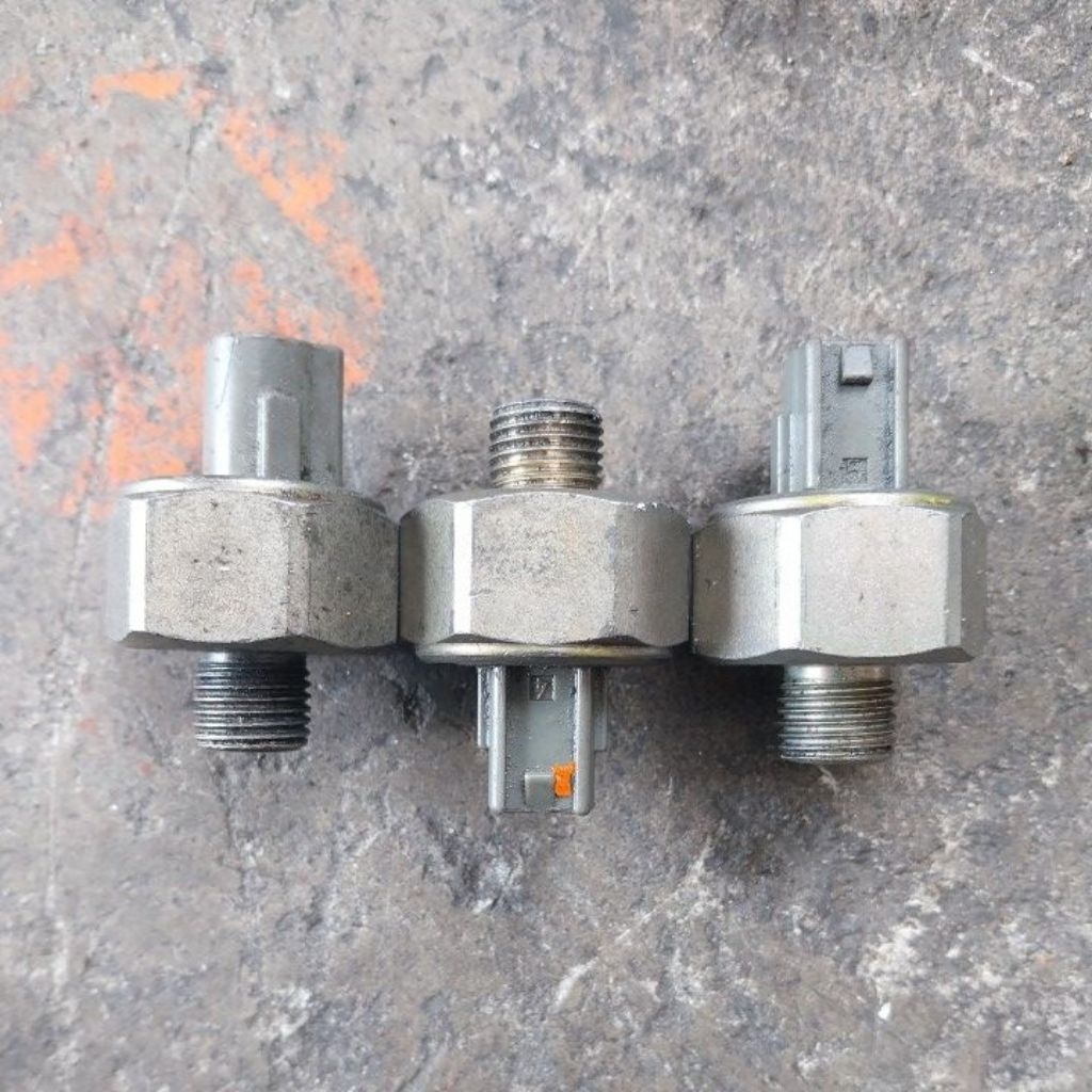Sensor knok Engine mobil toyota corolla altis ,corona absolute copotan original