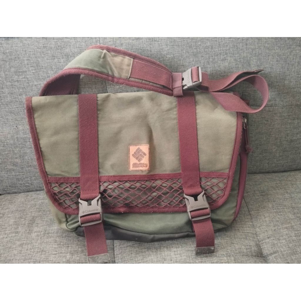 tas selempang Columbia messenger bag