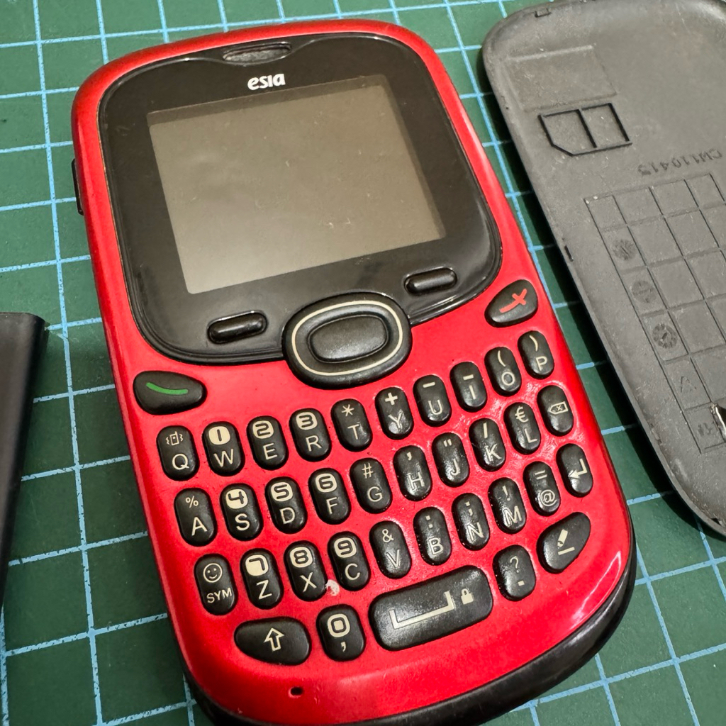 hp esia alcatel retro jadul vintage hiasan dekorasi cafe bar gantungankunci asesoris pajangan