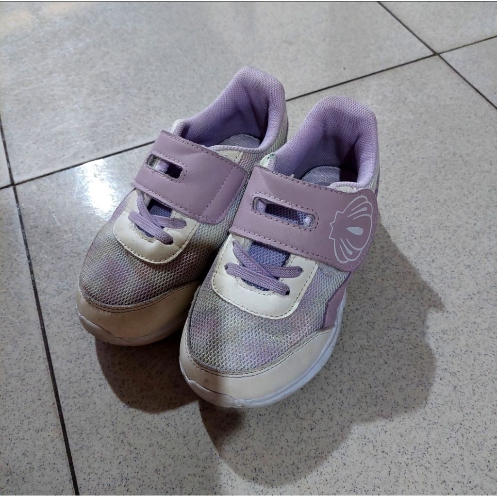 Sepatu anak perempuan Chrissie Payless PRELOVED