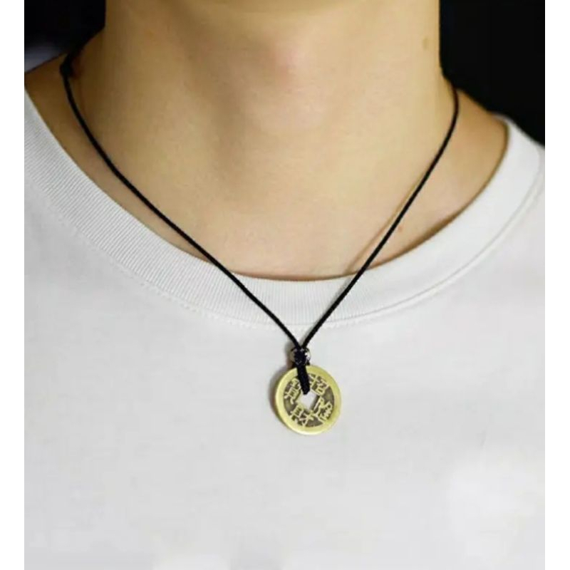 Kalung Tali Hitam Liontin Koin Cina - Aksesoris Fashion Premium Pria dan Wanita