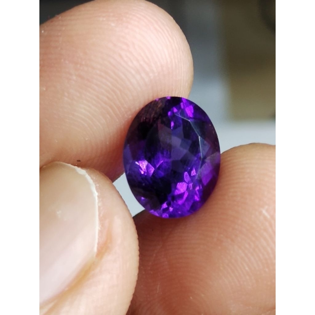 Natural Amethyst Memo 10 x 8 x 5.9 mm 2.85 Ct Kecubung Ungu Tua Super Oval Cutting NTD YGL 1566