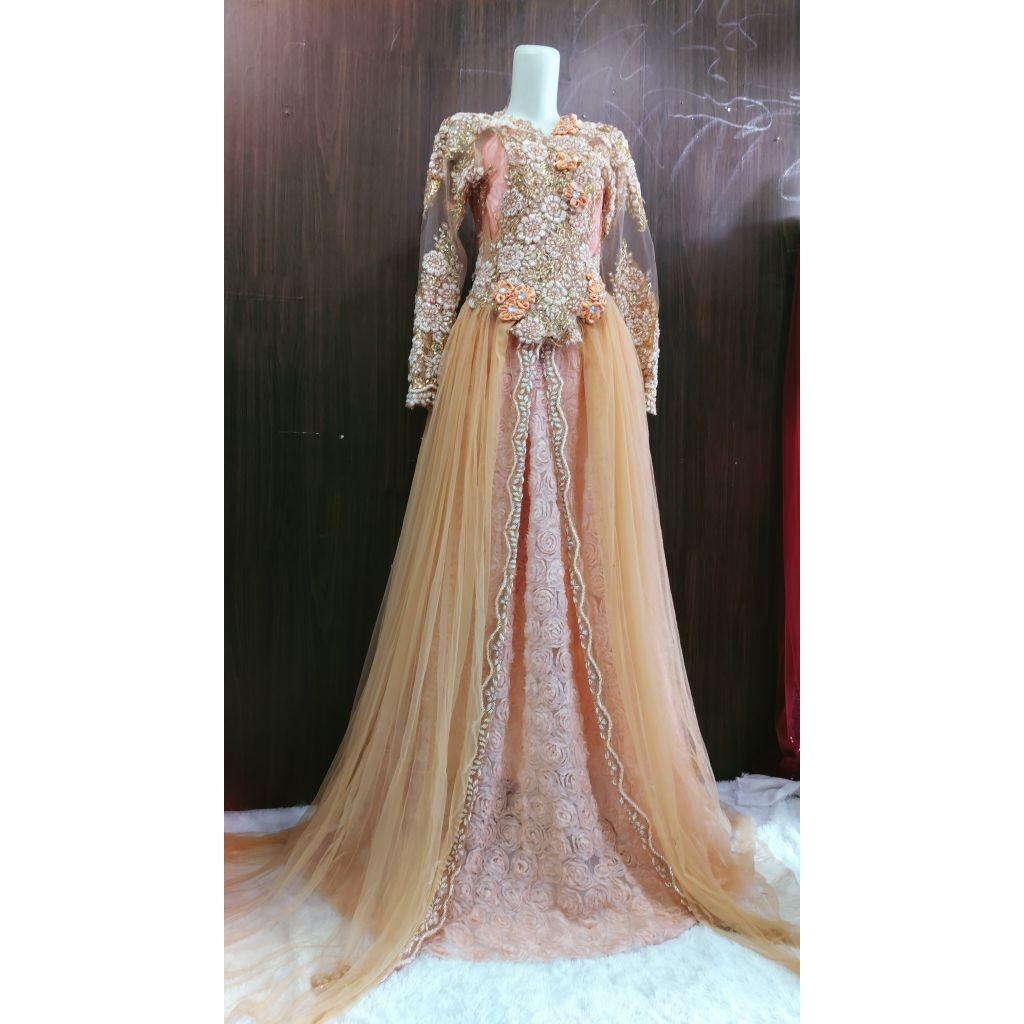 Dress wedding syar'i