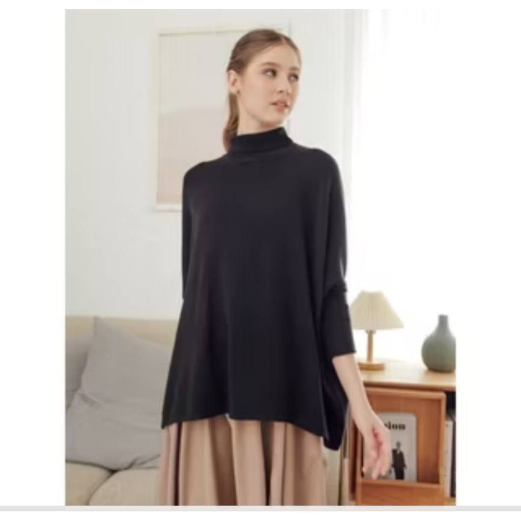 Preloved Emma Knitted Black by Mahara