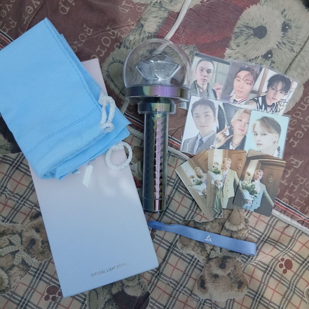 LIGHTSTICK SEVENTEEN V3 PRELOVED