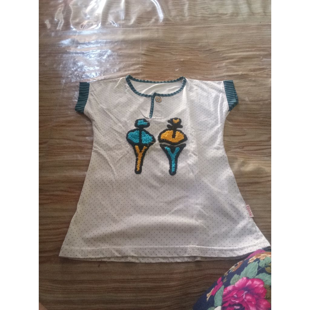 baju anak perempuan bekas