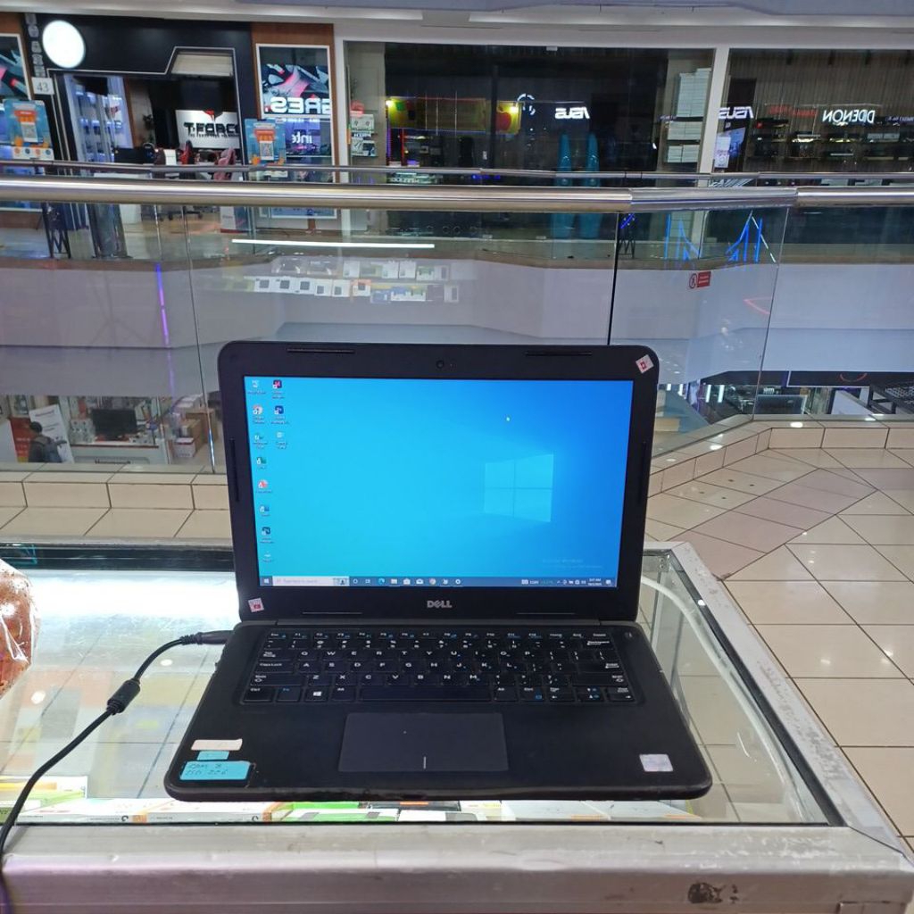 laptop dell latitude 3380 core i5 7200U ram 8gb ssd 256gb 951