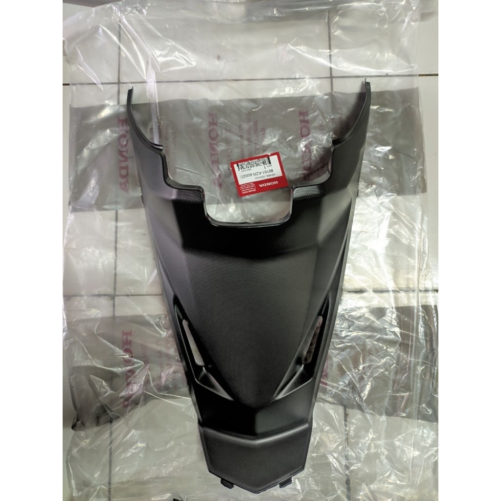 80151KZR600ZD CENTER VARIO 125 OLD KZR ORIGINAL HONDA THAILAND