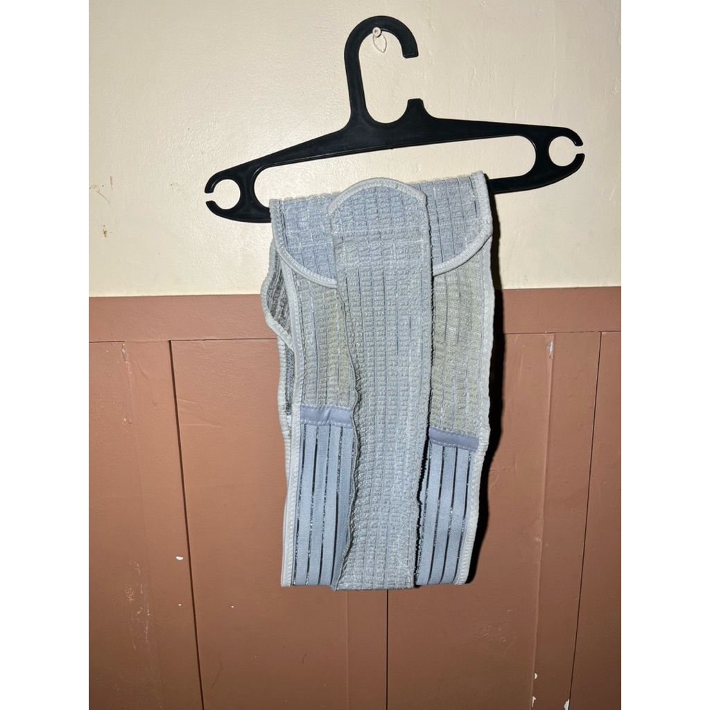 PRELOVED Korset bamboo Mooimom size L