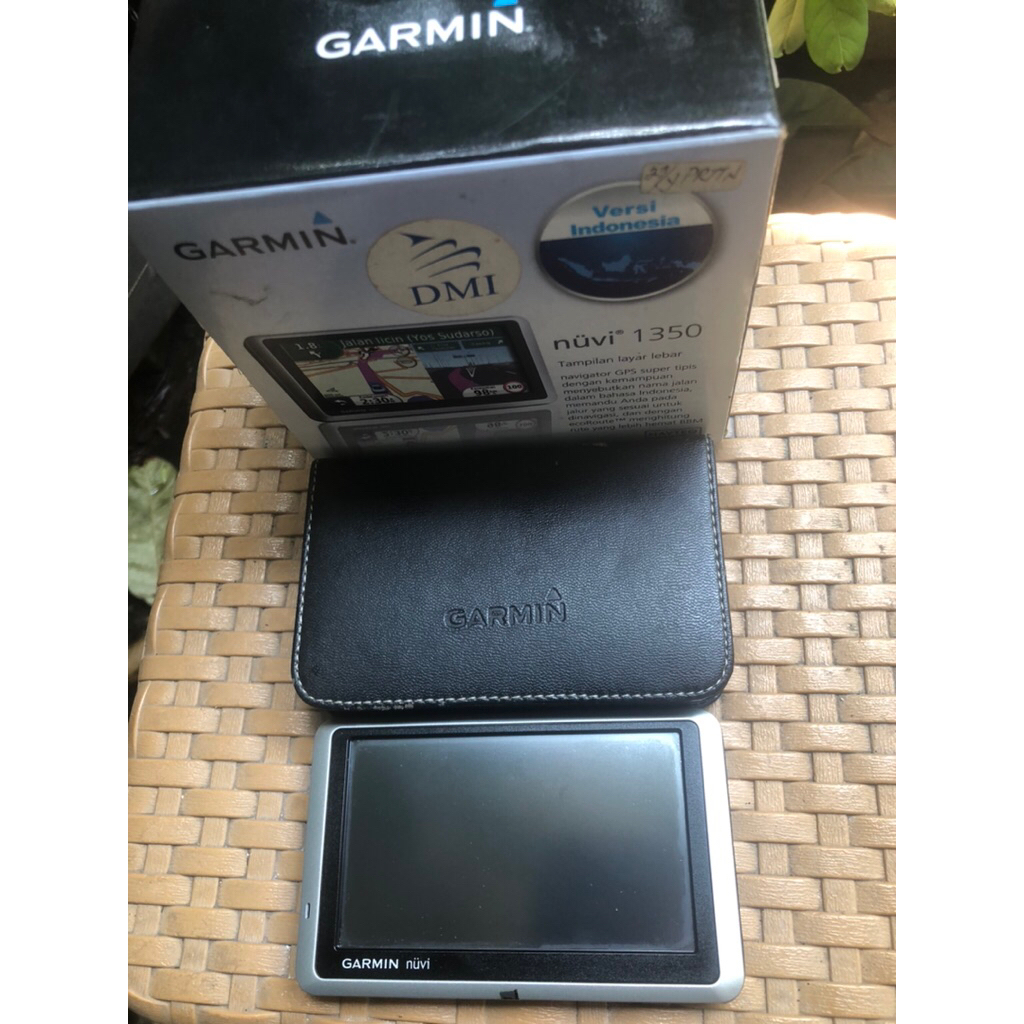 gps garmin nuvi 1350lm mantap