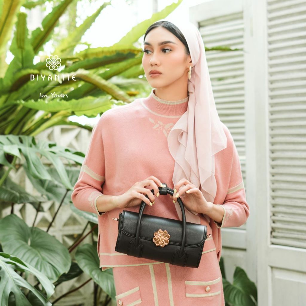 BIYANTIE Tube Bag Sling Bag Tas Selempang Tas Mini Deru ASA Exclusive Handcrafted