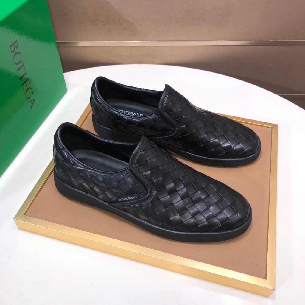 Bottega Veneta men's black classic woven casual leather shoes, loafers