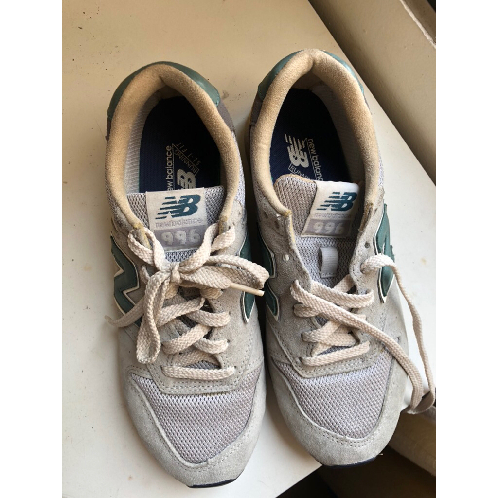 PRELOVED New Balance 996