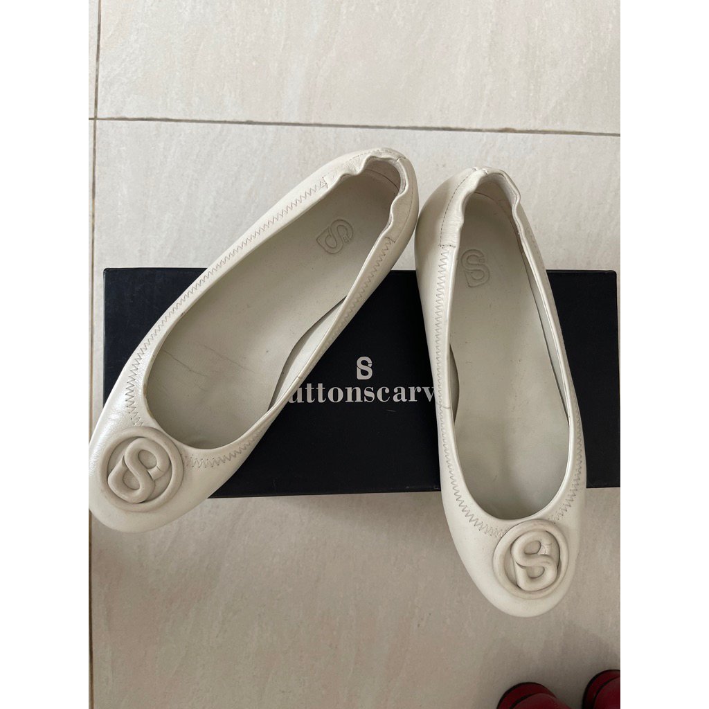 Cera Shoes Buttonscarves