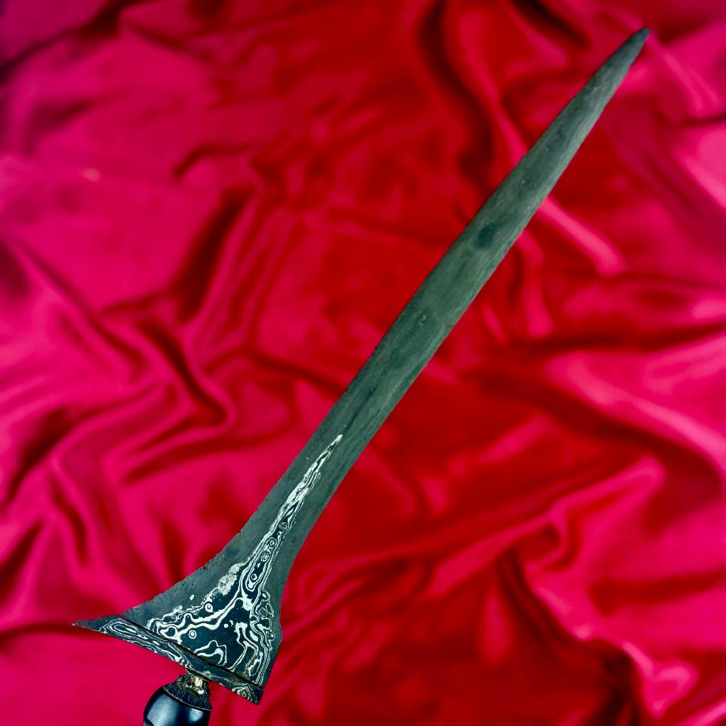 Keris Pulanggeni Luk 5 Pamor Ceprit Tangguh Pajang Era Mataram Sepuh Kuno