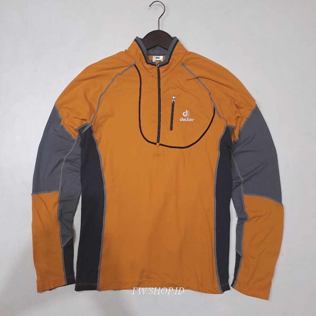 DEUTER Baselayer Outdoor Bahan Stretch Lembut Adem Second | Size M, Fit L