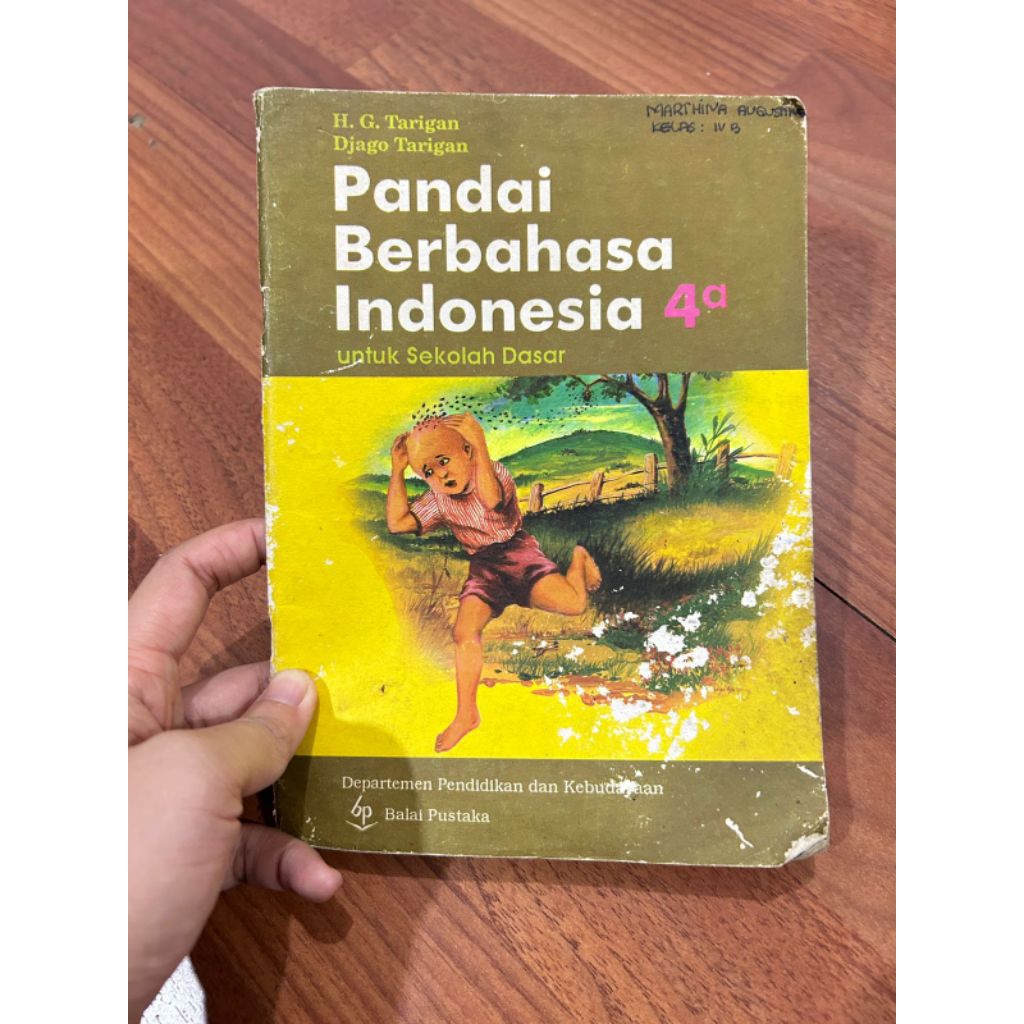 Buku Pandai Berbahasa Indonesia