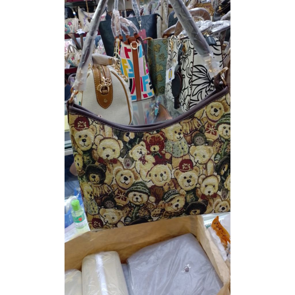 Hobo ocil Bear Vietnam