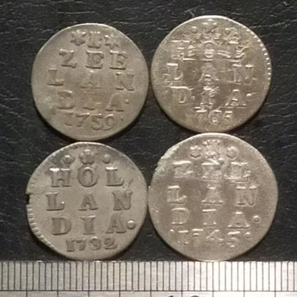 ST. BR5. DIJUAL BORONGAN 4 KEPING KOIN KUNO ||  KOIN PERAK || SILVER COIN 2 STUIVER CAMPUR