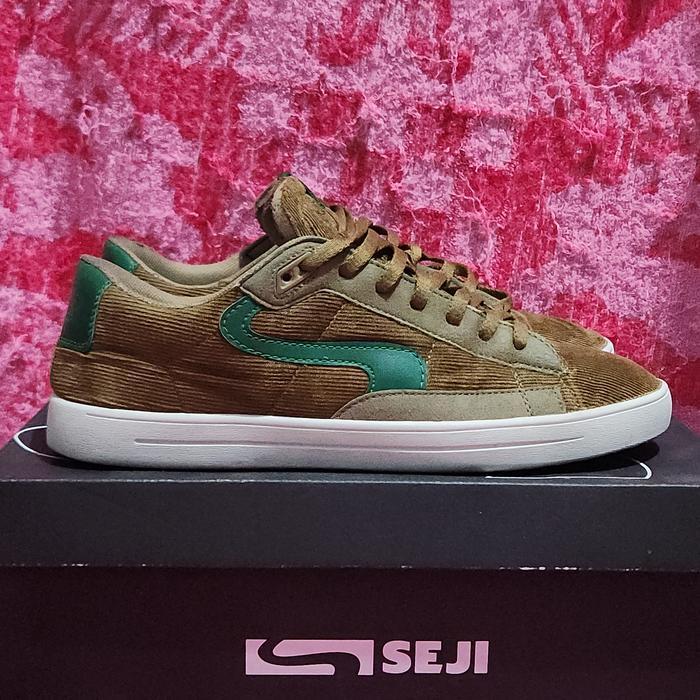 Seji x Bhisma Diandra The Bloom Sepatu Casual Daily Sneakers