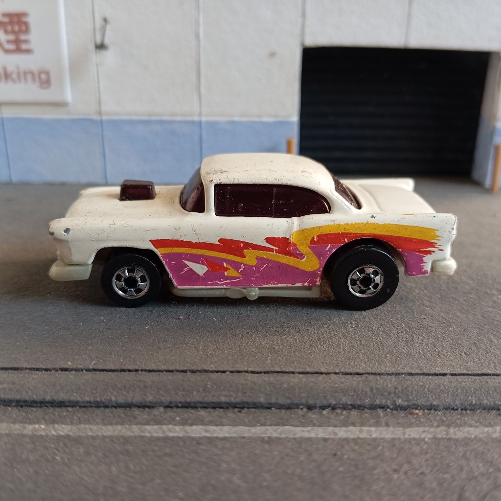 Hot wheels hotwheels loose 1955 chevy bel air 55 hadiah mcdonald McD rilis tahun 1991 happy meal