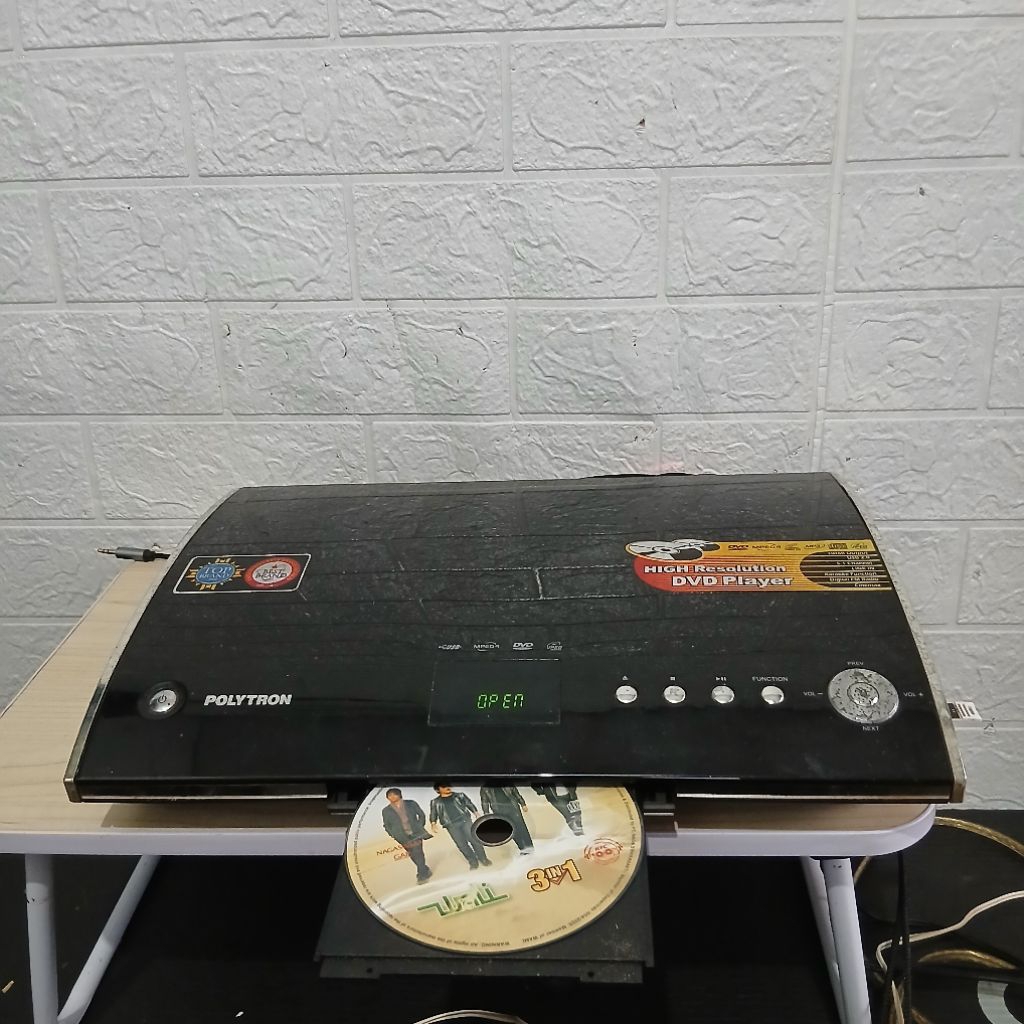 dvd player home theater polytron PHT 500