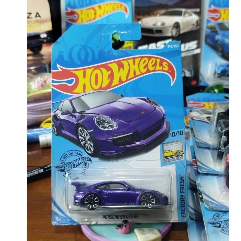 hot wheels porsche 911 gt3 rs ungu