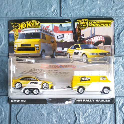 Hot Wheels Premium Team Transport BMW M3