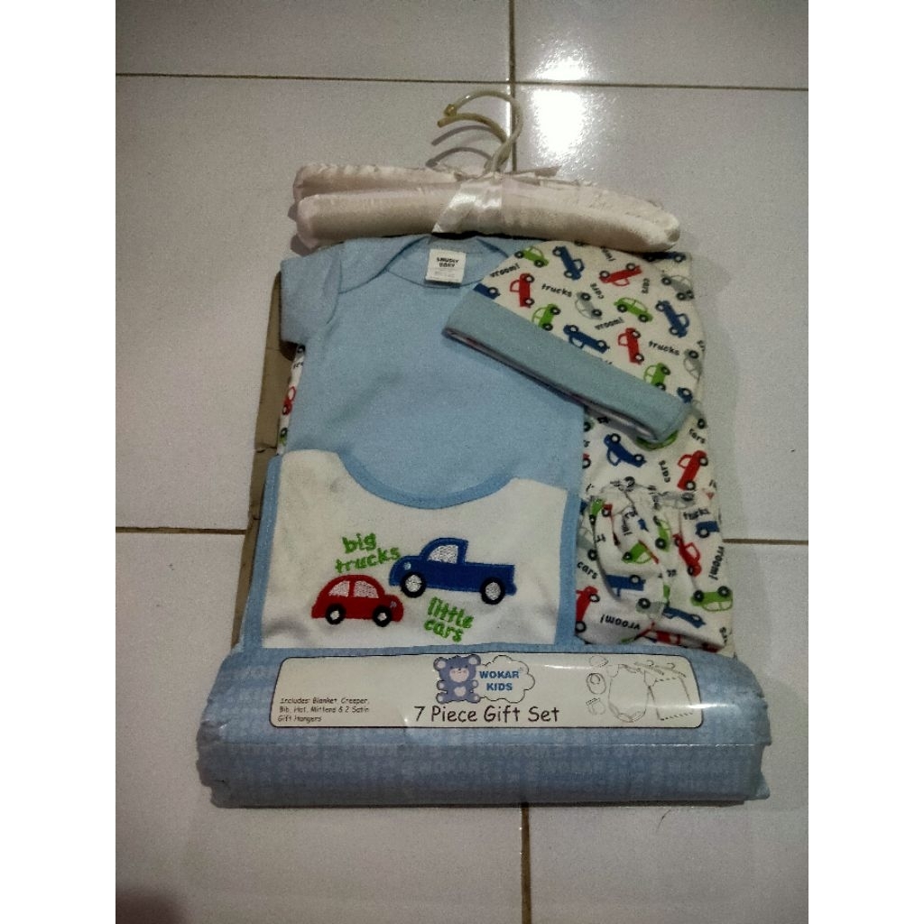 SALE DEFECT Perlengkapan Bayi Bedong Selimut Pakaian Bayi