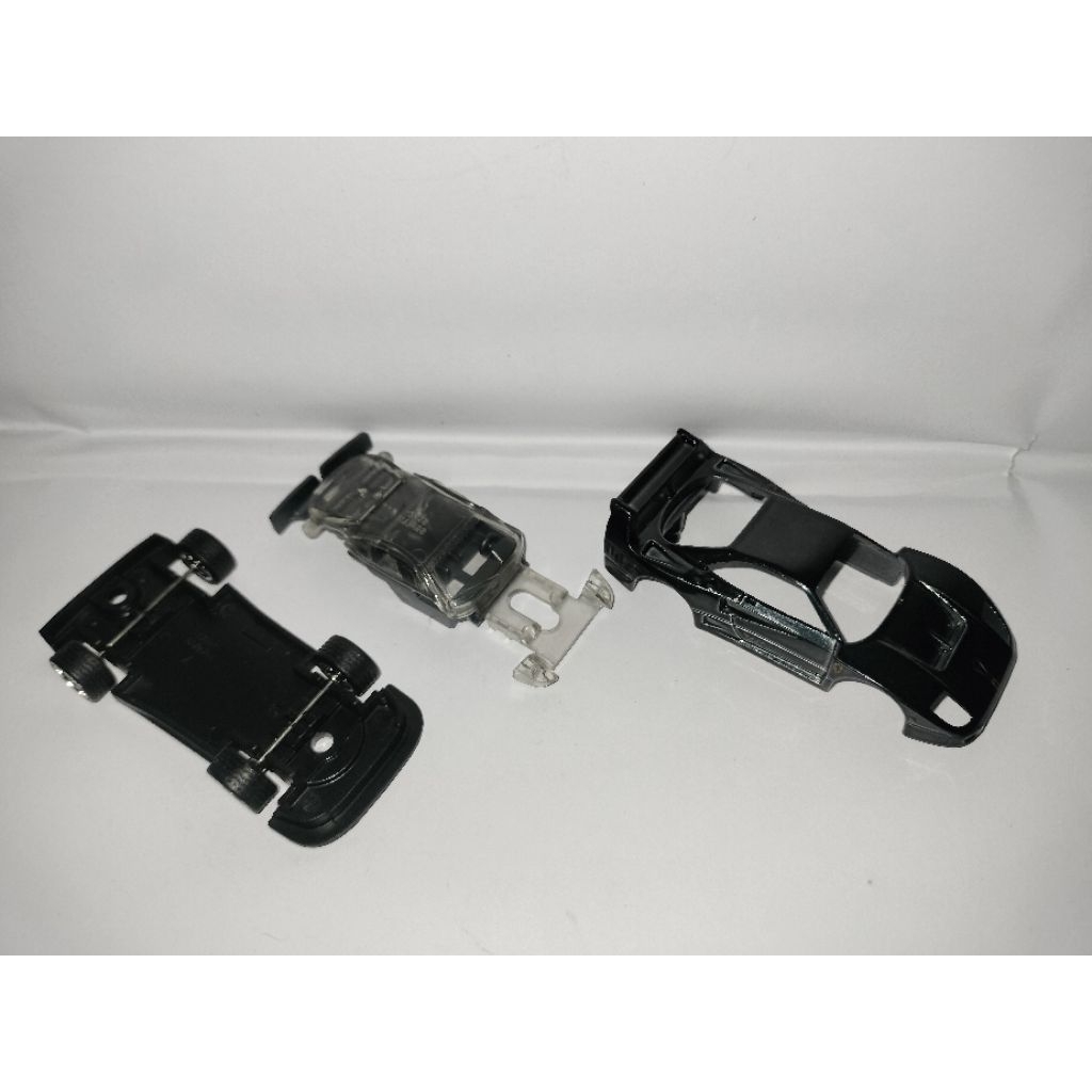 Hotwheels Super Treasure Hunt Ferrari Factory Unspoon (belum di rivet dari pabrik)