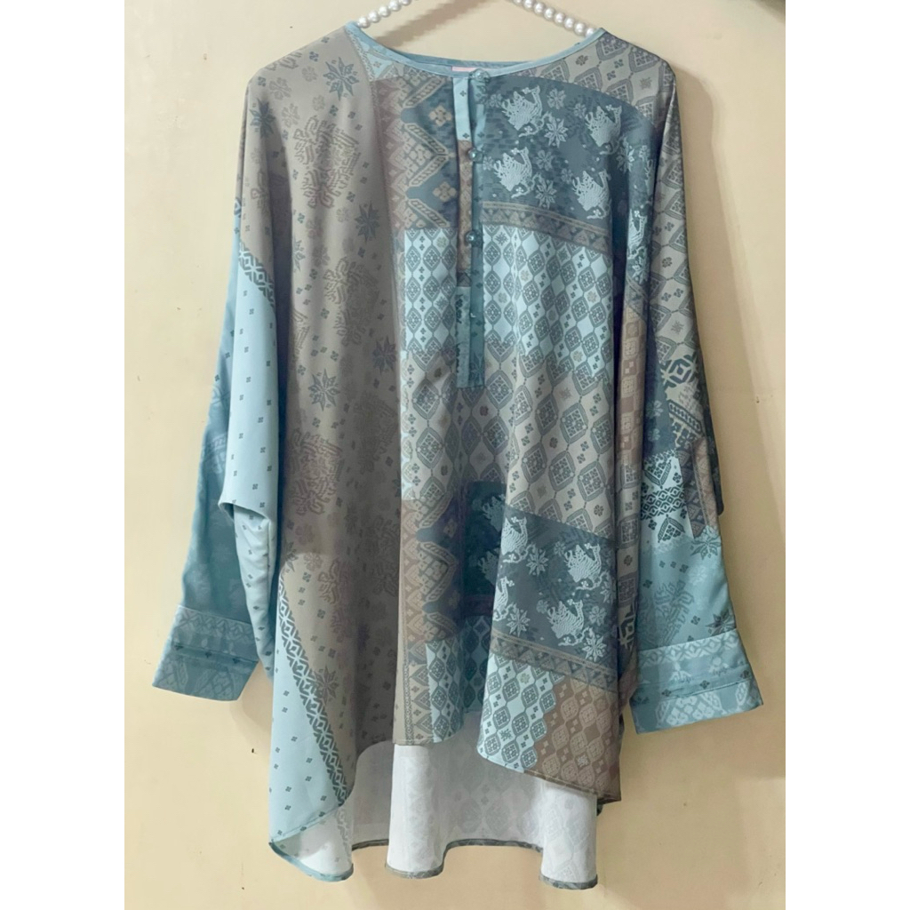 Blouse Ria Miranda (Preloved)