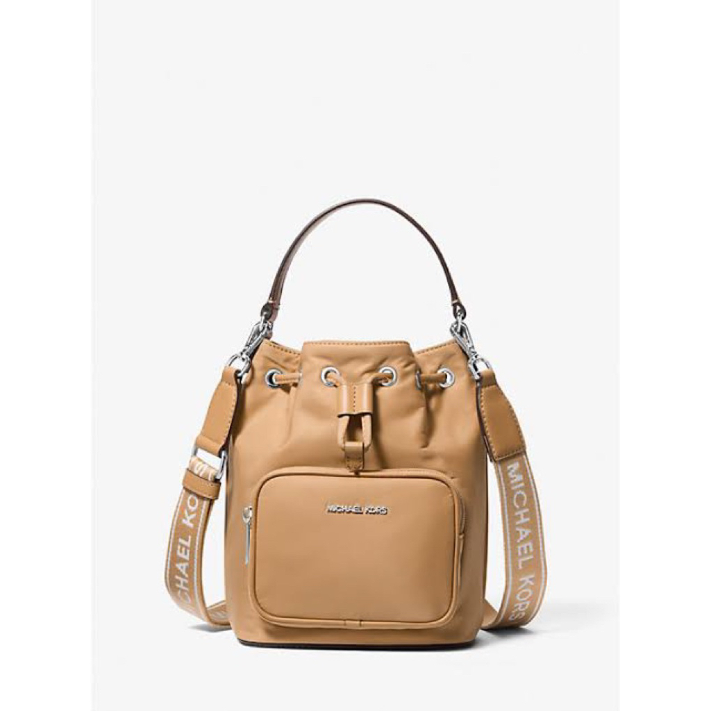 MICHAEL KORS KHAI BUCKET NYLON BAG