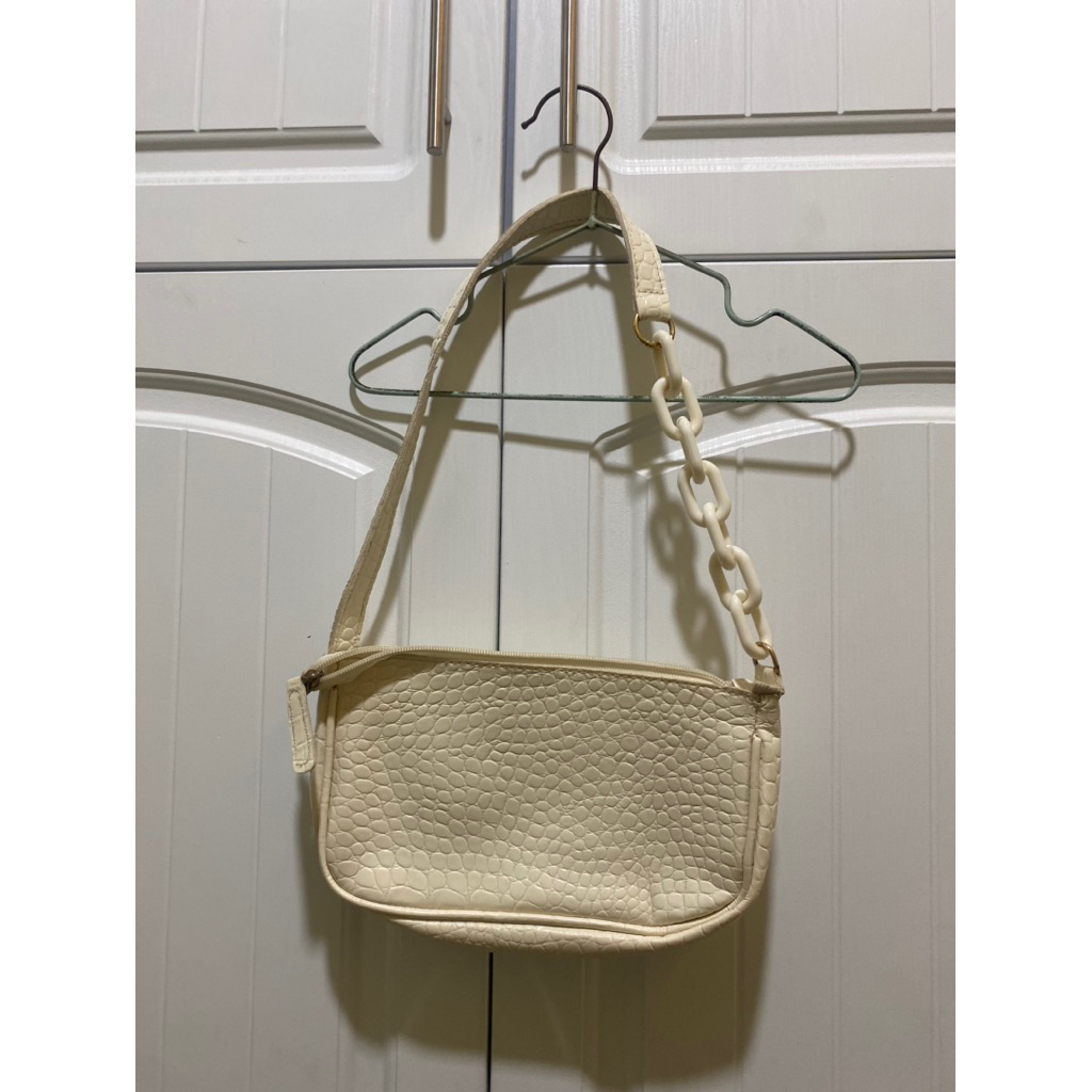 Preloved Sling Bag Wanita